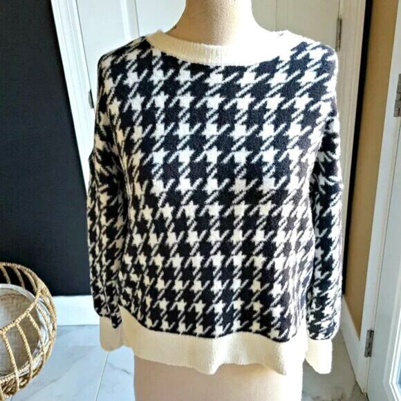 NWOT! COZY COMFY Pullover SWEATER BY LOFT - Picture 6 of 6